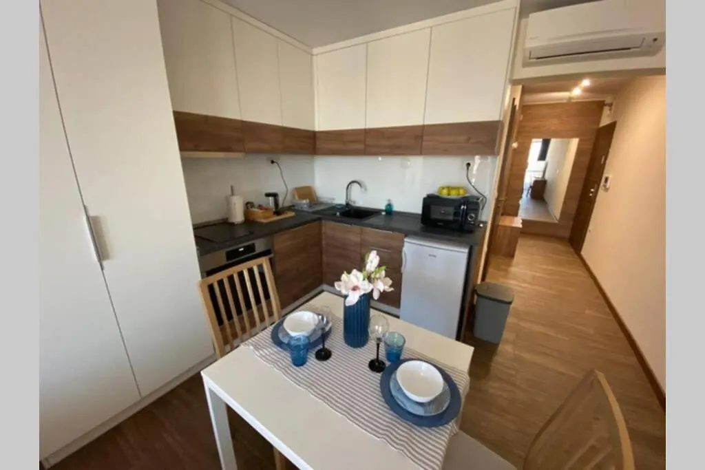 Studio 13 Varna 0*,