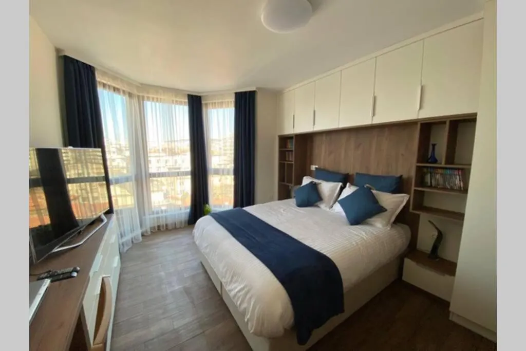 Studio 13 Varna 0*,  Bulgaria